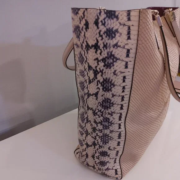 Snakeskin Print Coach Bag - Picture 13 of 16